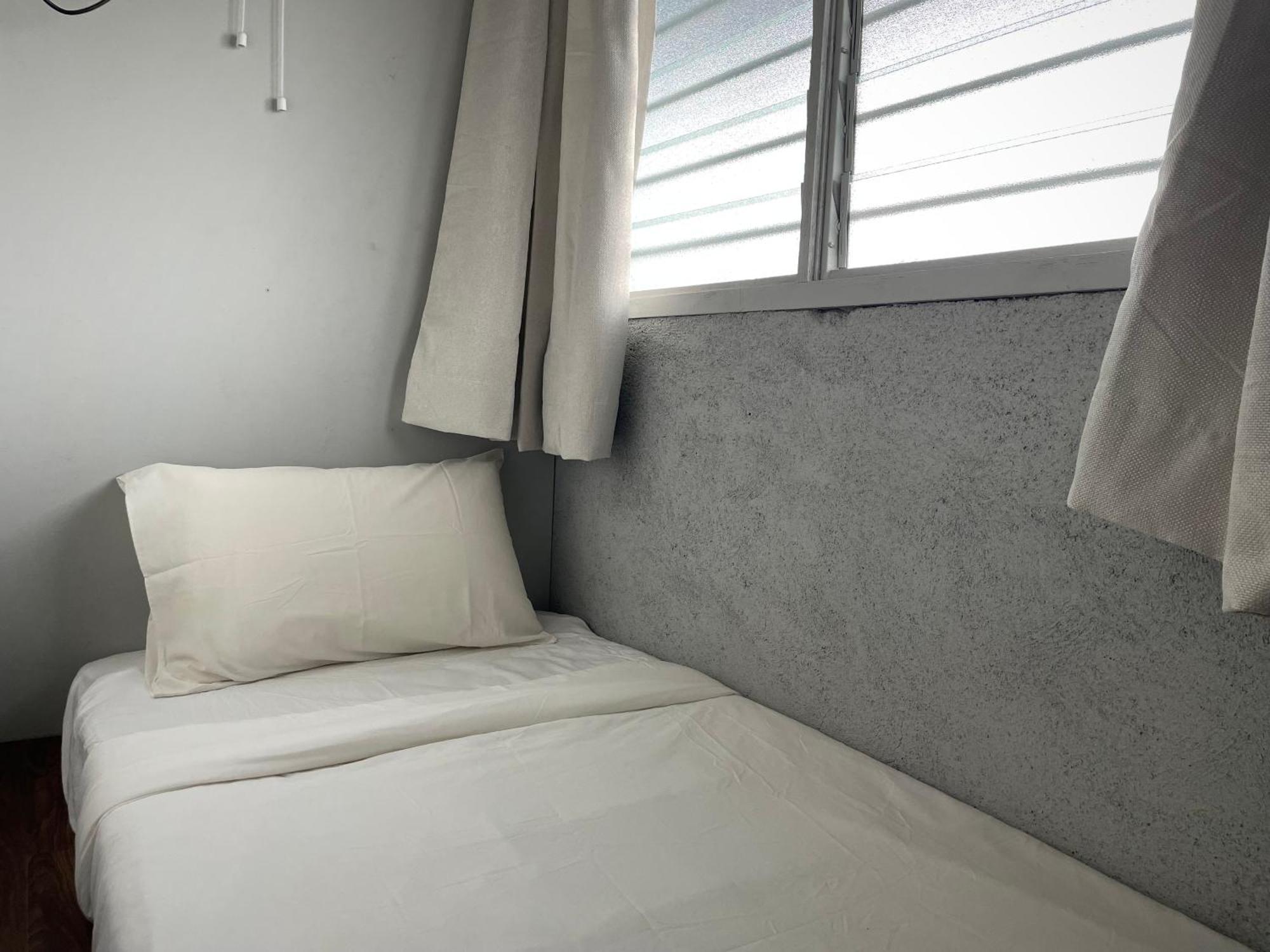 Grayhaus Inn Іпох Екстер'єр фото