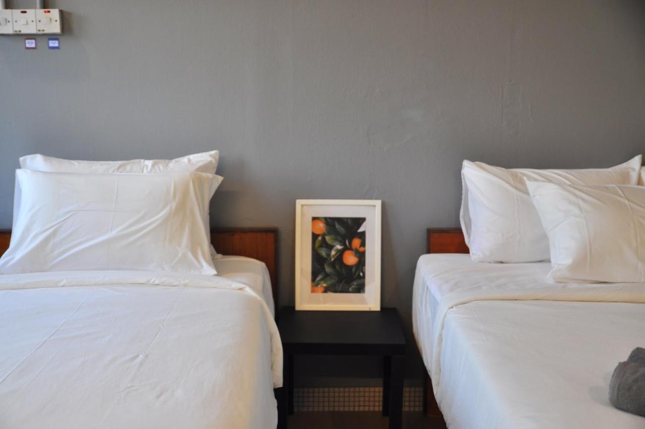 Grayhaus Inn Іпох Екстер'єр фото