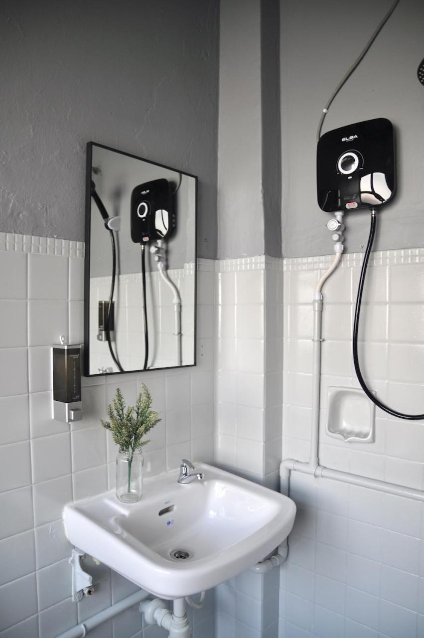 Grayhaus Inn Іпох Екстер'єр фото
