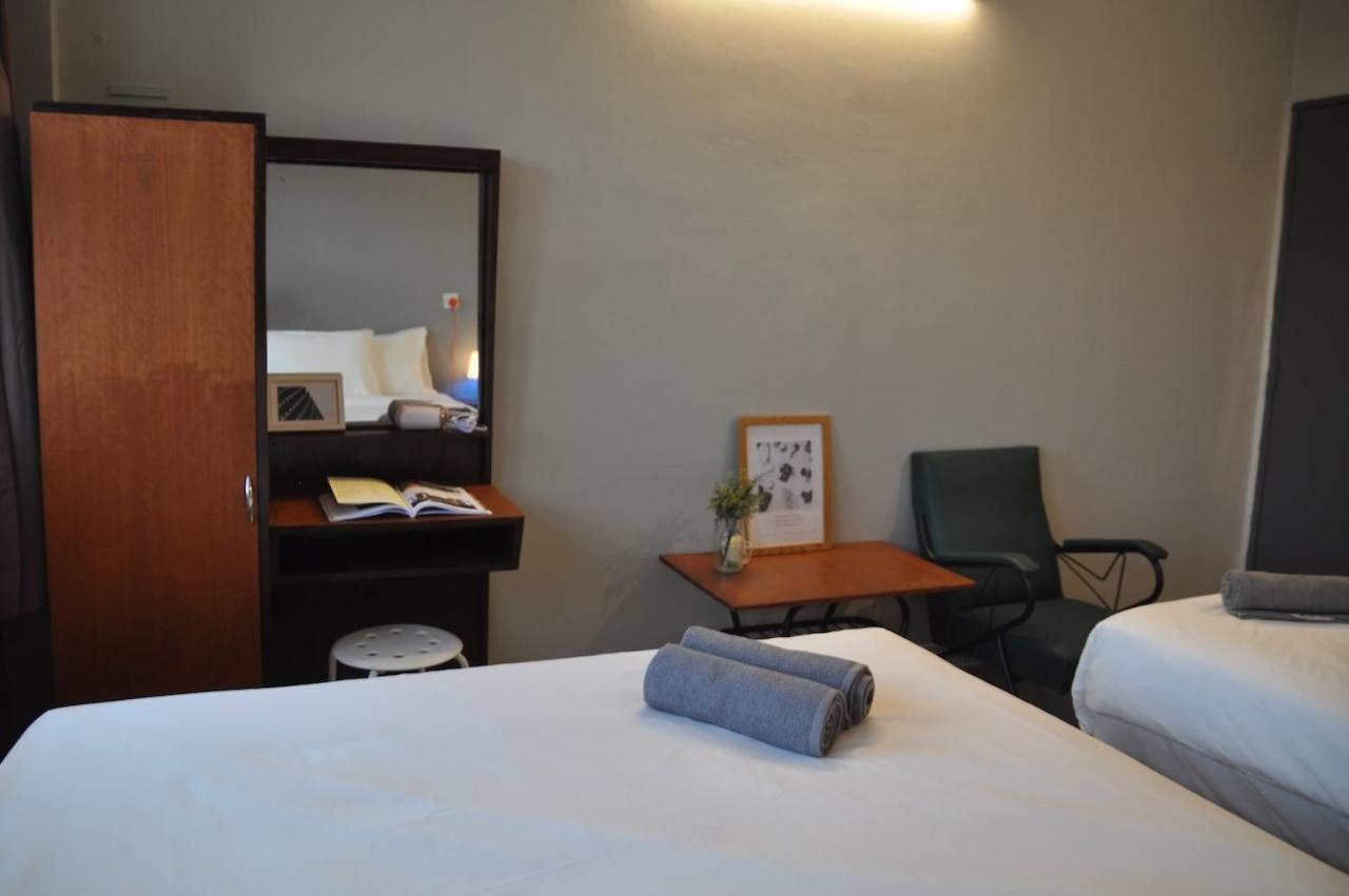 Grayhaus Inn Іпох Екстер'єр фото